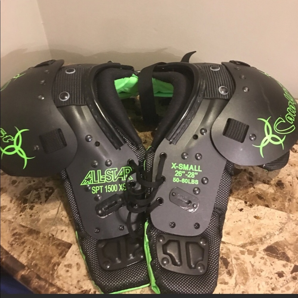 Youth football pads